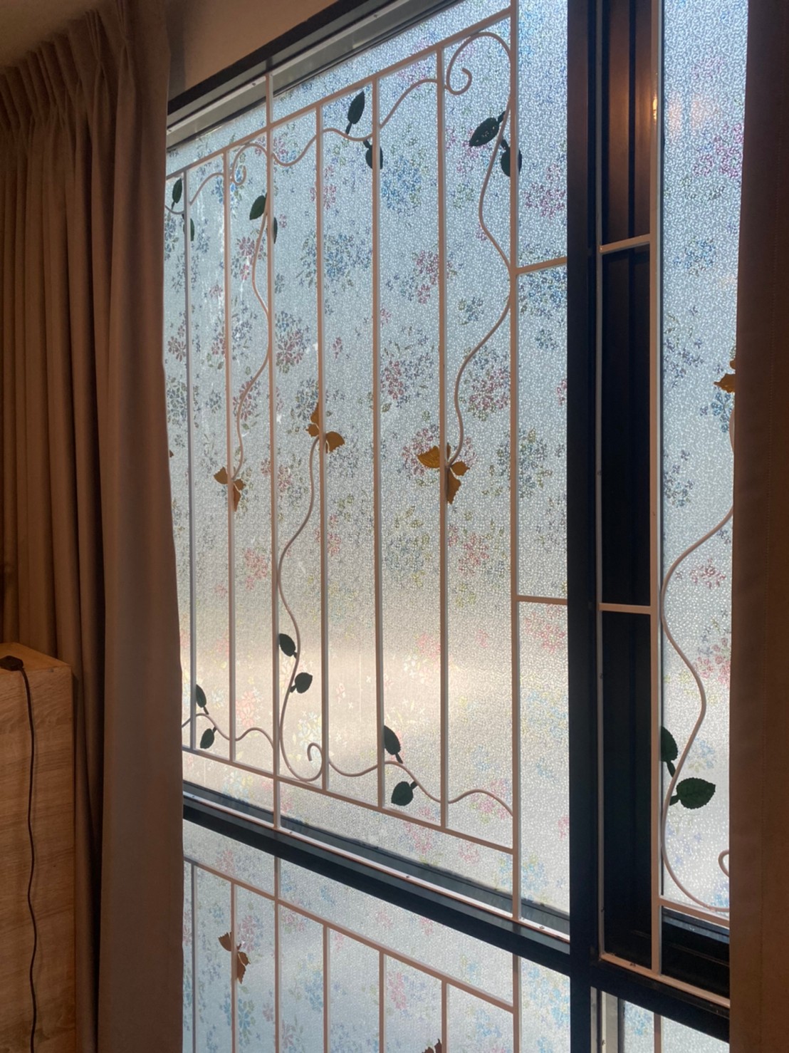 15 - https://pn1983kanchang.com | PN 1986 การช่าง - บริการรับผลิตและติดตั้งงานเหล็กดัด มุ้งลวด ประตูรั้วสแตนเลส กระจกอลูมิเนียม หลังคา กันสาด ต่อเติมบ้าน และปรับปรุงที่อยู่อาศัย ด้วยทีมช่างมืออาชีพ ประสบการณ์กว่า 15 ปี พร้อมรับประกันผลงาน 1 ปี