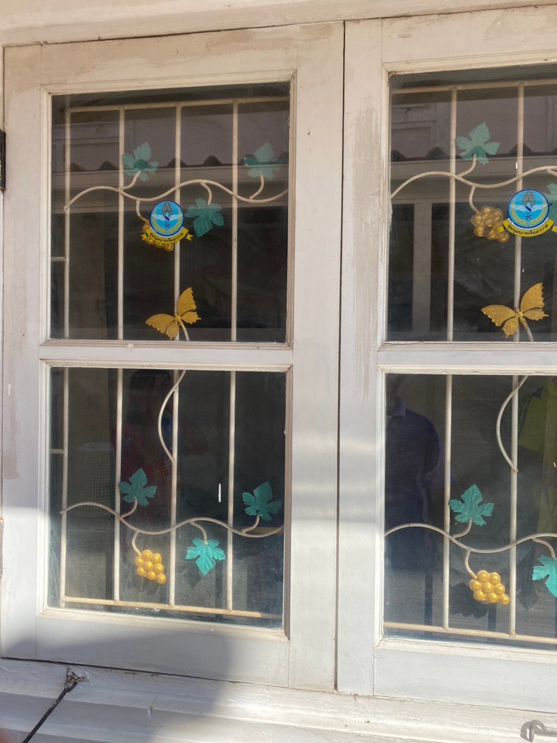 16 - https://pn1983kanchang.com | PN 1986 การช่าง - บริการรับผลิตและติดตั้งงานเหล็กดัด มุ้งลวด ประตูรั้วสแตนเลส กระจกอลูมิเนียม หลังคา กันสาด ต่อเติมบ้าน และปรับปรุงที่อยู่อาศัย ด้วยทีมช่างมืออาชีพ ประสบการณ์กว่า 15 ปี พร้อมรับประกันผลงาน 1 ปี