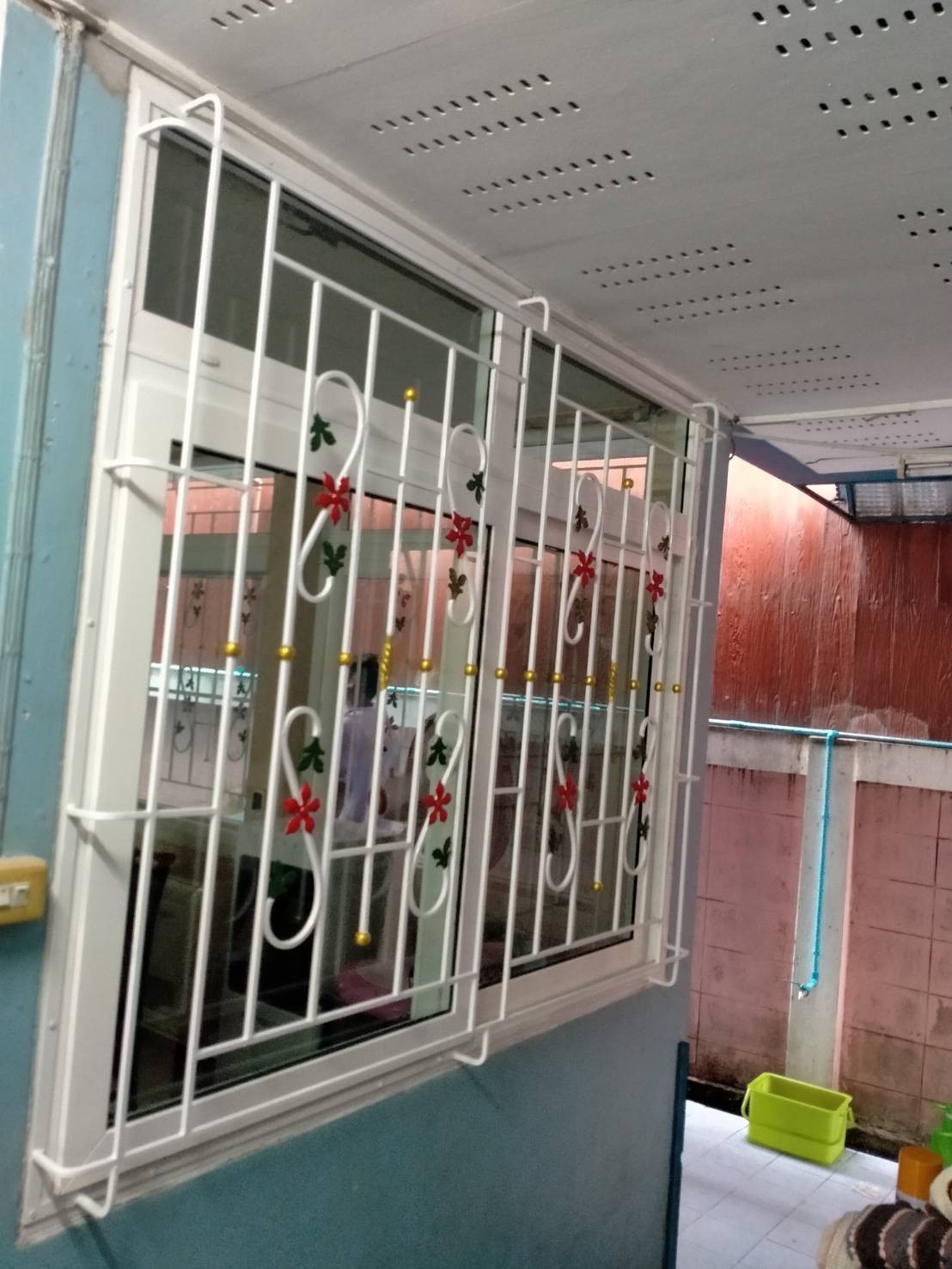 19 - https://pn1983kanchang.com | PN 1986 การช่าง - บริการรับผลิตและติดตั้งงานเหล็กดัด มุ้งลวด ประตูรั้วสแตนเลส กระจกอลูมิเนียม หลังคา กันสาด ต่อเติมบ้าน และปรับปรุงที่อยู่อาศัย ด้วยทีมช่างมืออาชีพ ประสบการณ์กว่า 15 ปี พร้อมรับประกันผลงาน 1 ปี