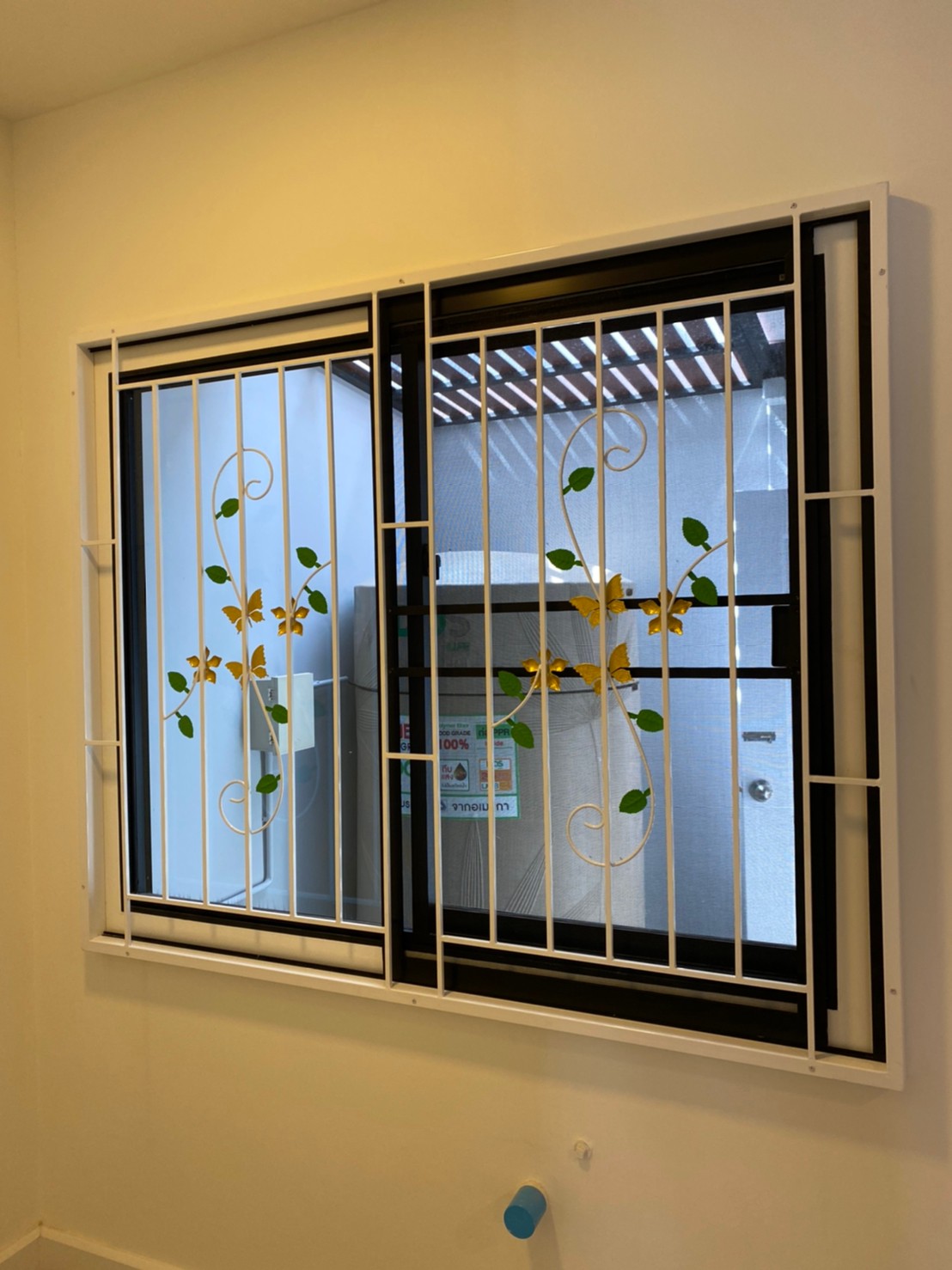 73 - https://pn1983kanchang.com | PN 1986 การช่าง - บริการรับผลิตและติดตั้งงานเหล็กดัด มุ้งลวด ประตูรั้วสแตนเลส กระจกอลูมิเนียม หลังคา กันสาด ต่อเติมบ้าน และปรับปรุงที่อยู่อาศัย ด้วยทีมช่างมืออาชีพ ประสบการณ์กว่า 15 ปี พร้อมรับประกันผลงาน 1 ปี