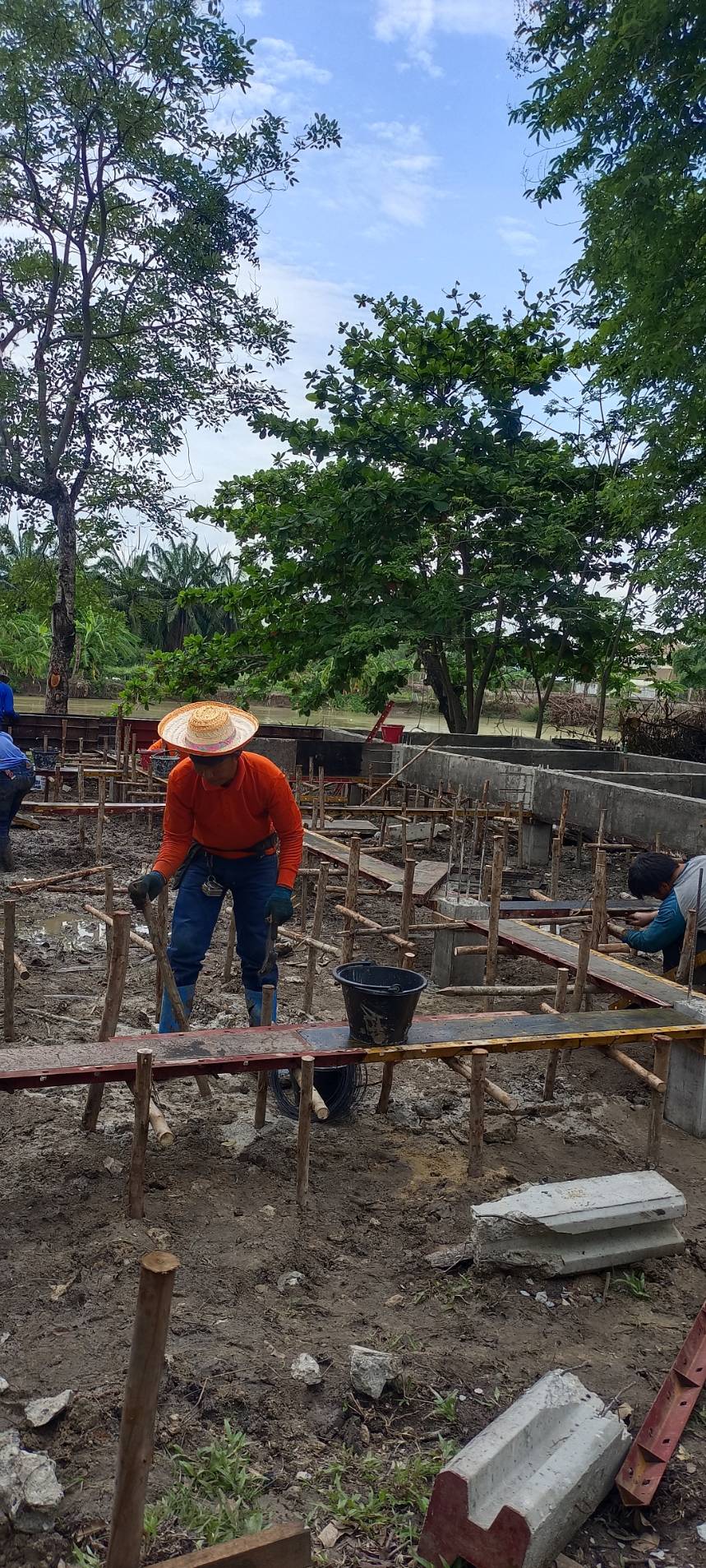 16 - https://pn1983kanchang.com | PN 1986 การช่าง - บริการรับผลิตและติดตั้งงานเหล็กดัด มุ้งลวด ประตูรั้วสแตนเลส กระจกอลูมิเนียม หลังคา กันสาด ต่อเติมบ้าน และปรับปรุงที่อยู่อาศัย ด้วยทีมช่างมืออาชีพ ประสบการณ์กว่า 15 ปี พร้อมรับประกันผลงาน 1 ปี