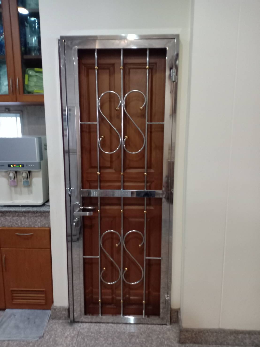 12 - https://pn1983kanchang.com | PN 1986 การช่าง - บริการรับผลิตและติดตั้งงานเหล็กดัด มุ้งลวด ประตูรั้วสแตนเลส กระจกอลูมิเนียม หลังคา กันสาด ต่อเติมบ้าน และปรับปรุงที่อยู่อาศัย ด้วยทีมช่างมืออาชีพ ประสบการณ์กว่า 15 ปี พร้อมรับประกันผลงาน 1 ปี