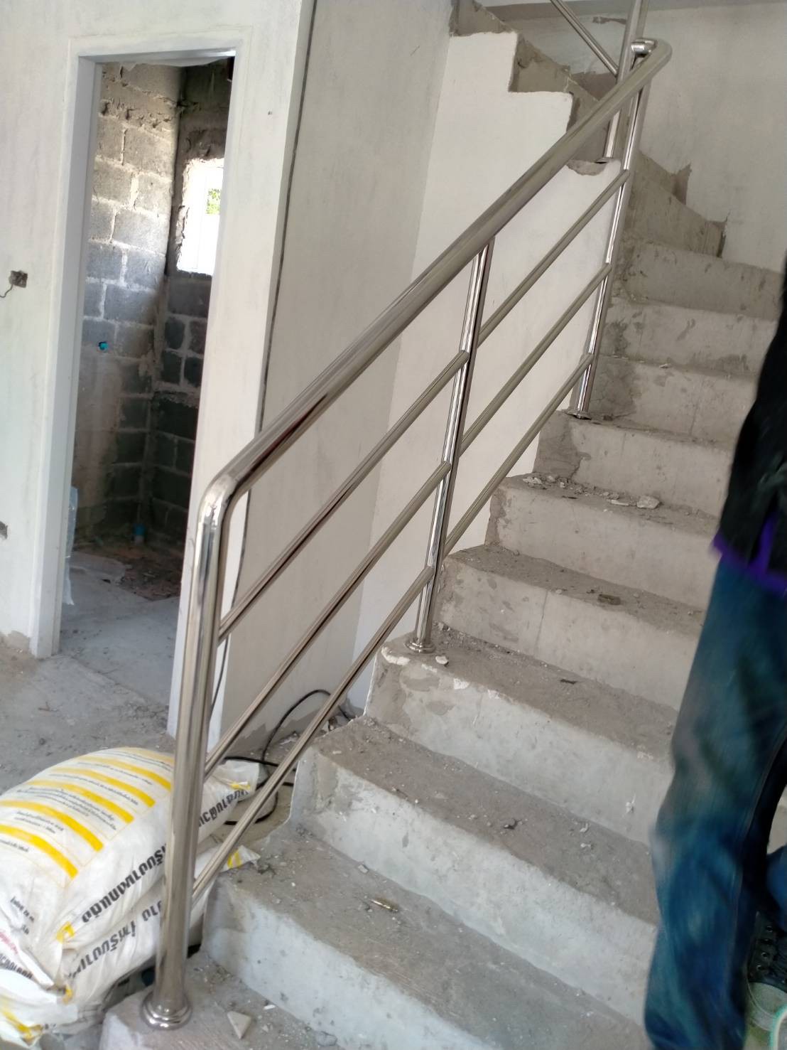 22 - https://pn1983kanchang.com | PN 1986 การช่าง - บริการรับผลิตและติดตั้งงานเหล็กดัด มุ้งลวด ประตูรั้วสแตนเลส กระจกอลูมิเนียม หลังคา กันสาด ต่อเติมบ้าน และปรับปรุงที่อยู่อาศัย ด้วยทีมช่างมืออาชีพ ประสบการณ์กว่า 15 ปี พร้อมรับประกันผลงาน 1 ปี