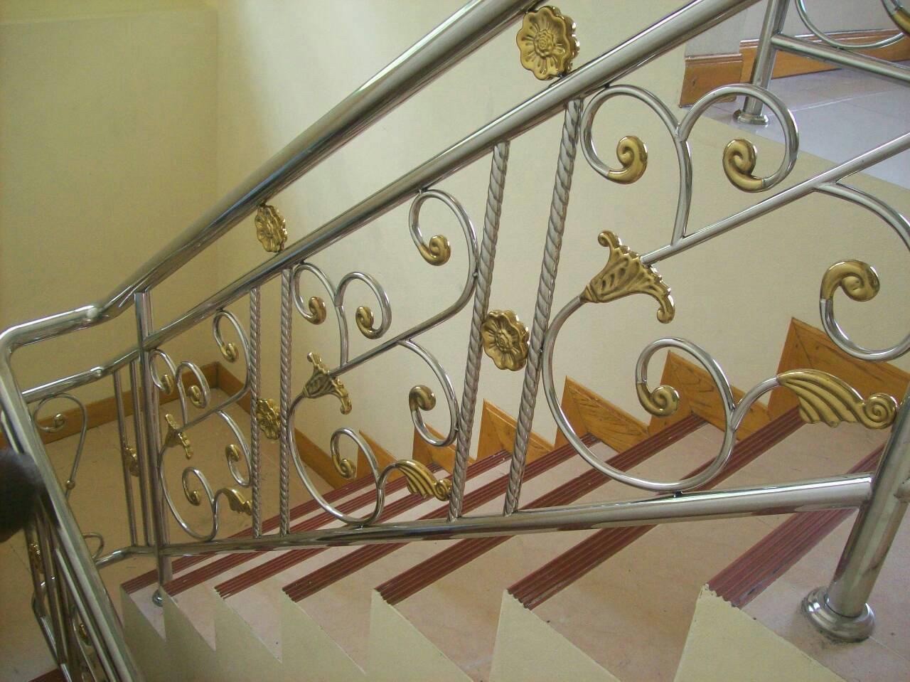 32 - https://pn1983kanchang.com | PN 1986 การช่าง - บริการรับผลิตและติดตั้งงานเหล็กดัด มุ้งลวด ประตูรั้วสแตนเลส กระจกอลูมิเนียม หลังคา กันสาด ต่อเติมบ้าน และปรับปรุงที่อยู่อาศัย ด้วยทีมช่างมืออาชีพ ประสบการณ์กว่า 15 ปี พร้อมรับประกันผลงาน 1 ปี