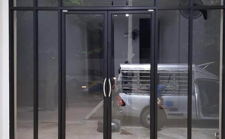 3 - https://pn1983kanchang.com | PN 1986 การช่าง - บริการรับผลิตและติดตั้งงานเหล็กดัด มุ้งลวด ประตูรั้วสแตนเลส กระจกอลูมิเนียม หลังคา กันสาด ต่อเติมบ้าน และปรับปรุงที่อยู่อาศัย ด้วยทีมช่างมืออาชีพ ประสบการณ์กว่า 15 ปี พร้อมรับประกันผลงาน 1 ปี